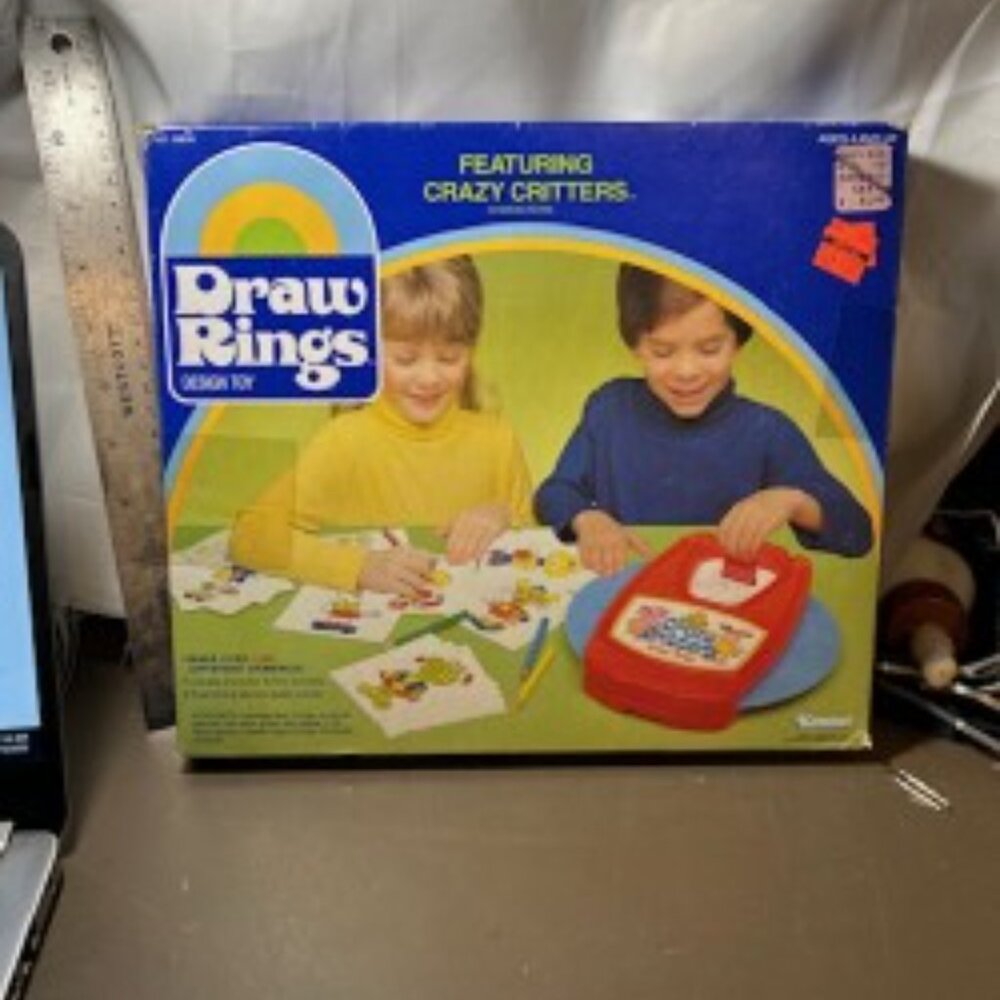 Draw Rings Design Toy By Kenner - 1983